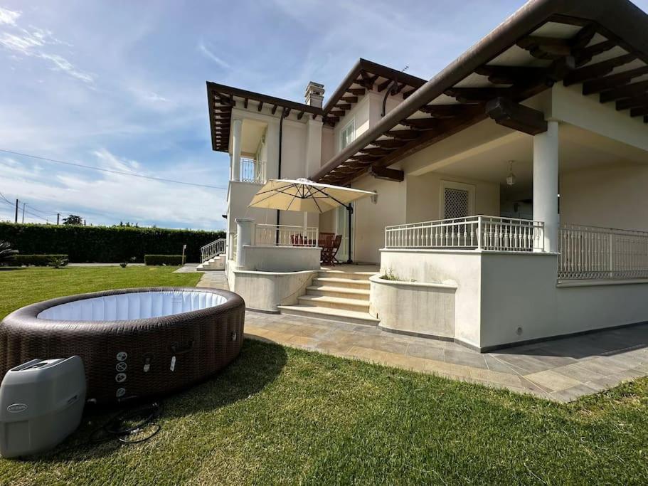 Villa Oriella - Piscina Idromassaggio E Relax -Versilia Camaiore Exterior foto